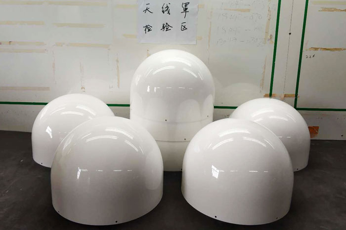 永兴集团YX06天线罩检验区
